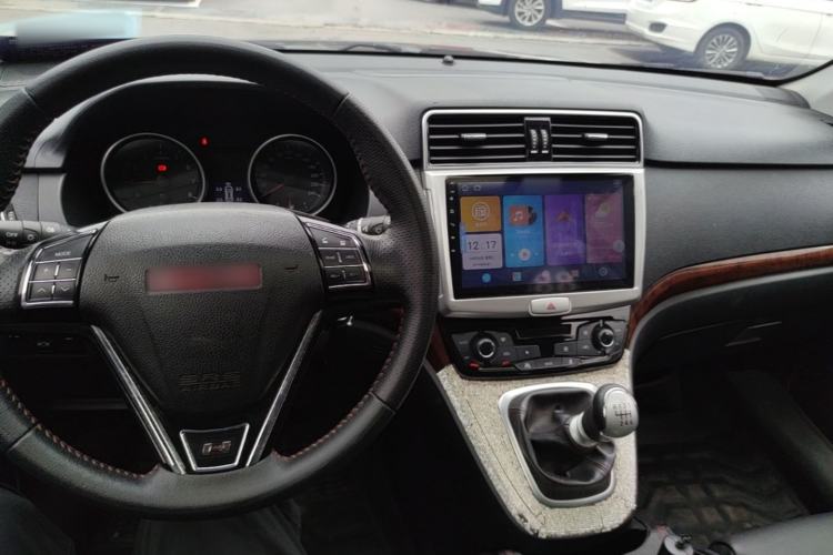 Used Haval H6 2014 Sport Version 1.5T Manual Two-Wheel Drive Elite Edition Center Console
