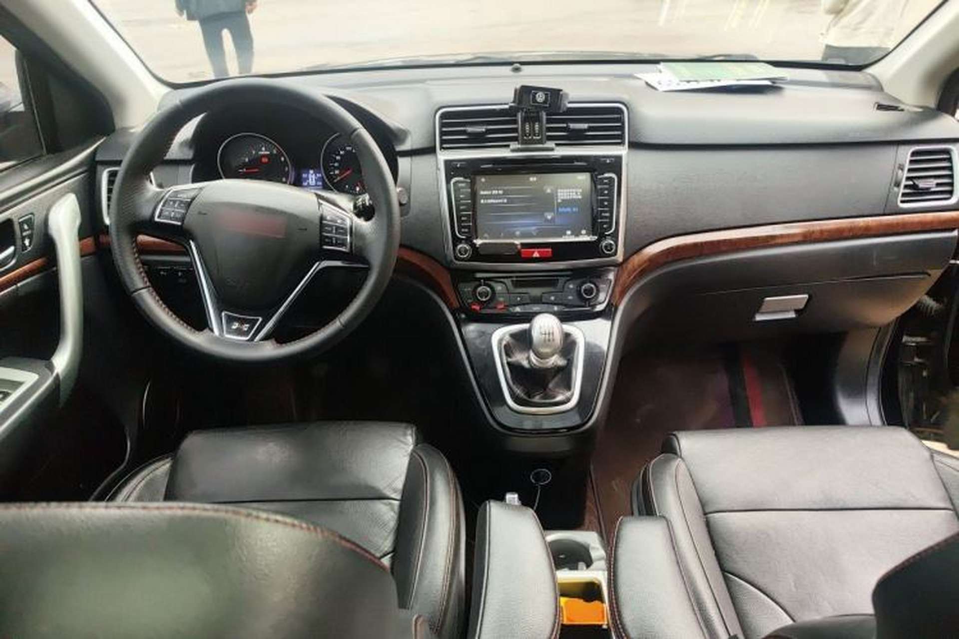 Used Haval H6 2014 Sport Version 1.5T Manual Two-Wheel Drive Elite Edition Center Console