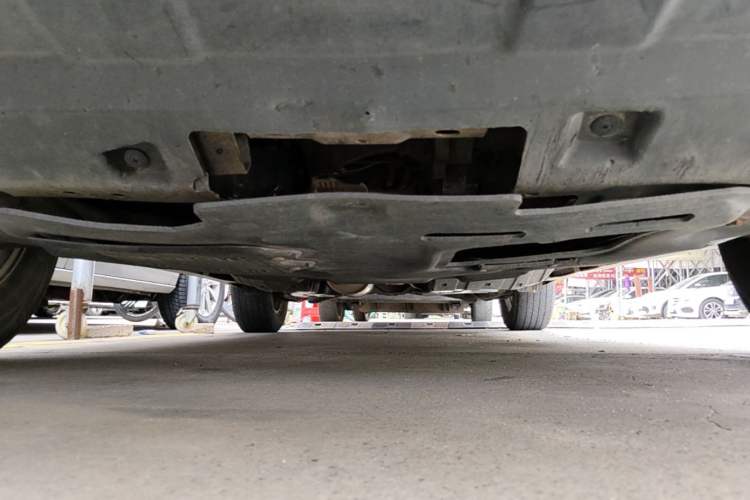 Used Haval H6 2014 Sport Version 1.5T Manual Two-Wheel Drive Elite Edition Chassis Front