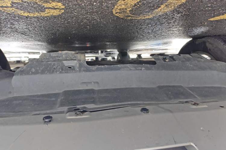 Used Haval H6 2014 Sport Version 1.5T Manual Two-Wheel Drive Elite Edition Chassis Front