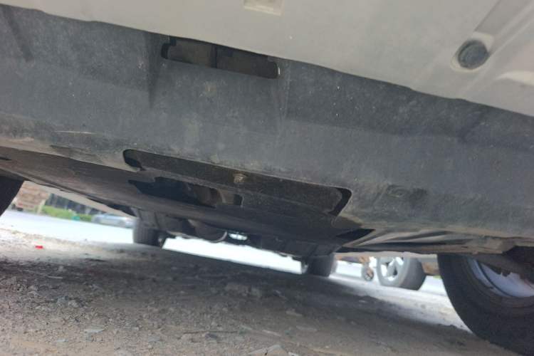 Used Haval H6 2014 Upgraded Model 1.5T Manual Two-Wheel Drive Elite Version Chassis Front