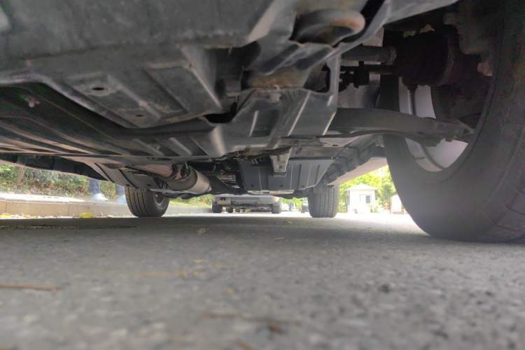 Used Haval H6 2014 Sport Version 1.5T Manual Two-Wheel Drive Elite Edition Chassis Front Left