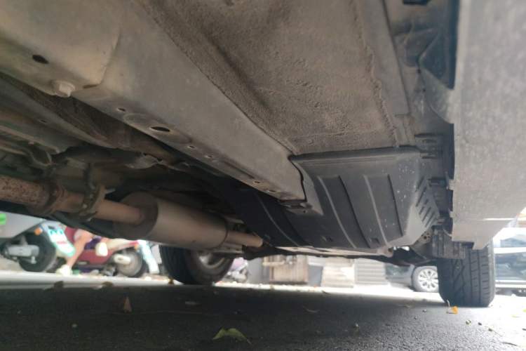 Used Haval H6 2014 Sport Version 1.5T Manual Two-Wheel Drive Elite Edition Chassis Front Left