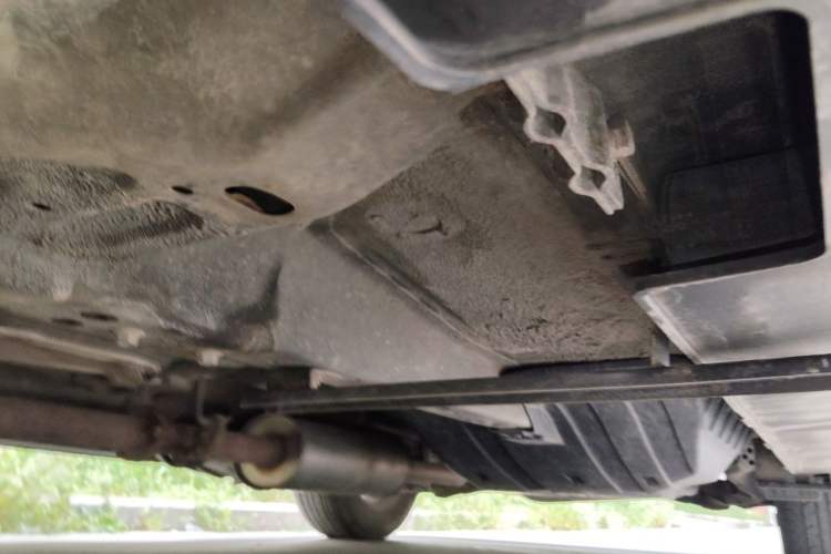 Used Haval H6 2014 Sport Version 1.5T Manual Two-Wheel Drive Elite Edition Chassis Front Left