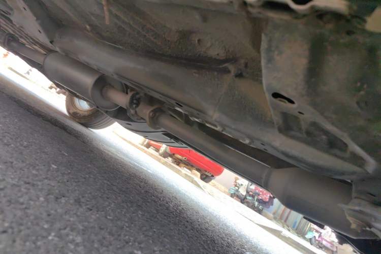 Used Haval H6 2014 Sport Edition 2.0T Diesel Manual Two-Wheel Drive Prestige Model Chassis Front Right