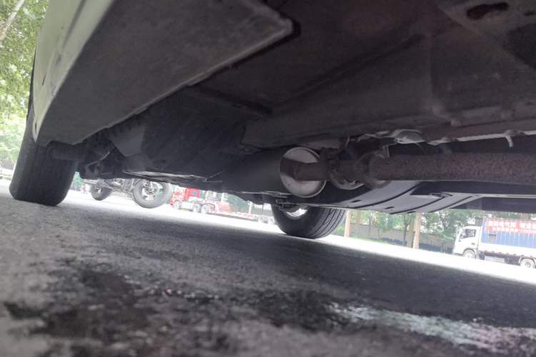 Used Haval H6 2014 Sport Version 1.5T Manual Two-Wheel Drive Elite Edition Chassis Front Right