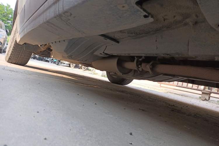 Used Haval H6 2014 Sport Version 1.5T Manual Two-Wheel Drive Elite Edition Chassis Front Right