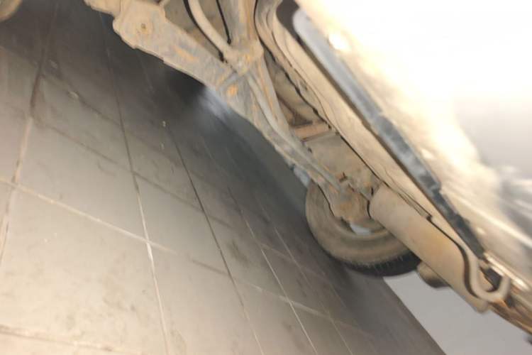 Used Haval H6 2014 Sport Version 1.5T Manual Two-Wheel Drive Elite Edition Chassis Rear