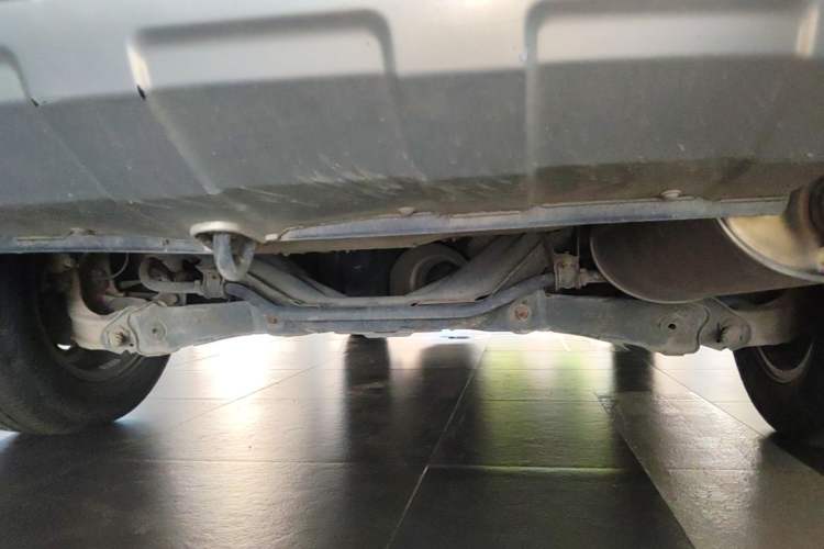 Used Haval H6 2014 Sport Version 1.5T Manual Two-Wheel Drive Elite Edition Chassis Rear
