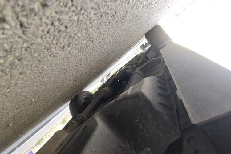Used Haval H6 2014 Sport Edition 2.4L Automatic Elite Model Chassis Rear Left