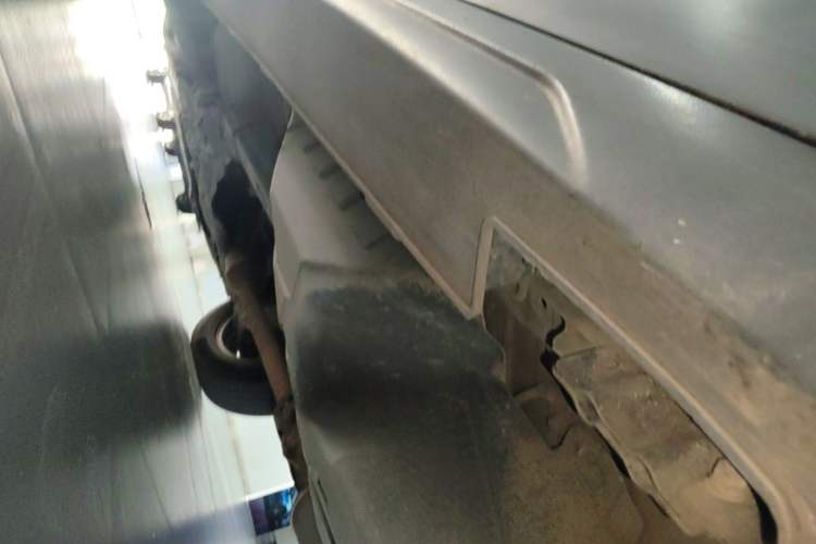 Used Haval H6 2014 Sport Version 1.5T Manual Two-Wheel Drive Elite Edition Chassis Rear Left