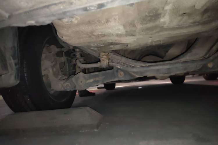 Used Haval H6 2014 Sport Version 1.5T Manual Two-Wheel Drive Elite Edition Chassis Rear Left