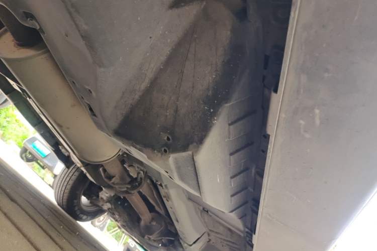 Used Haval H6 2014 Sports Edition 2.4L Automatic Prestige Model Chassis Rear Right