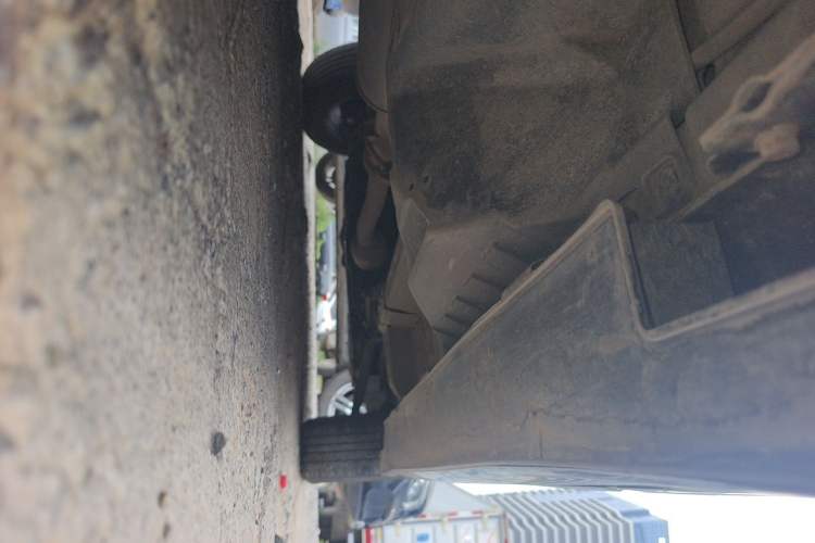 Used Haval H6 2014 Upgraded Model 1.5T Manual Two-Wheel Drive Elite Version Chassis Rear Right
