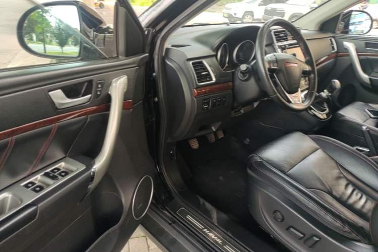 Used Haval H6 2014 Sport Edition 1.5T Manual 4x4 Elite Model Driver Seat