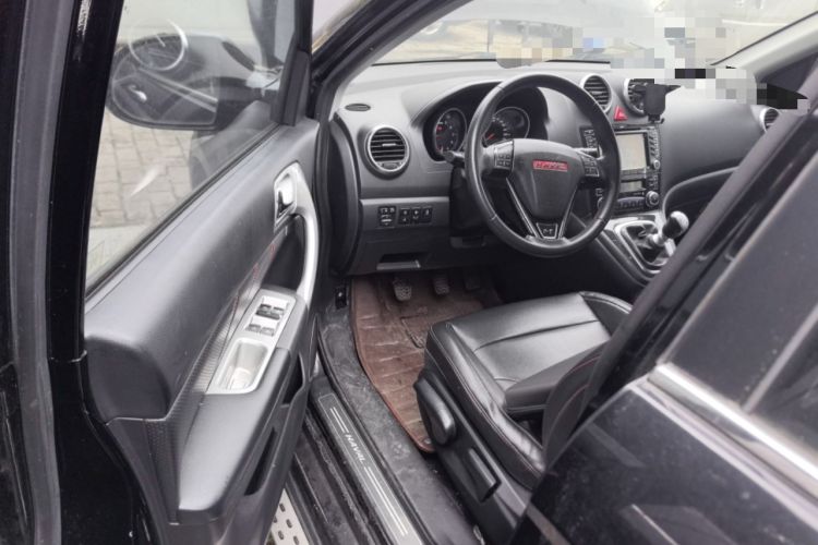 Used Haval H6 2014 Upgraded Model 1.5T Manual Two-Wheel Drive Elite Version Driver Seat