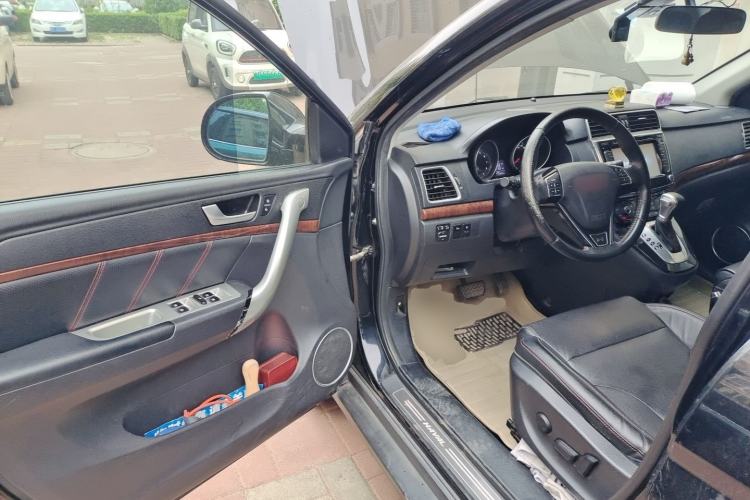 Used Haval H6 2014 Sports Edition 2.4L Automatic Prestige Model Driver Seat