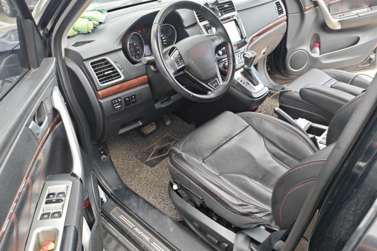 Used Haval H6 2014 Sports Edition 2.4L Automatic Prestige Model Driver Seat
