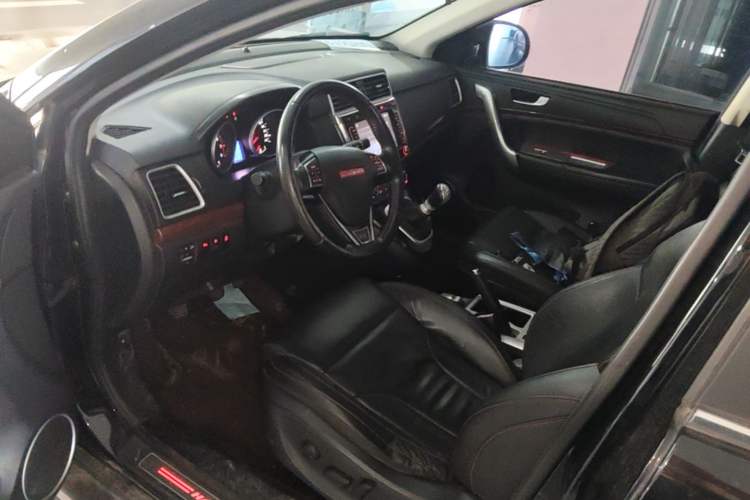 Used Haval H6 2014 Sport Version 1.5T Manual Two-Wheel Drive Elite Edition Driver Seat