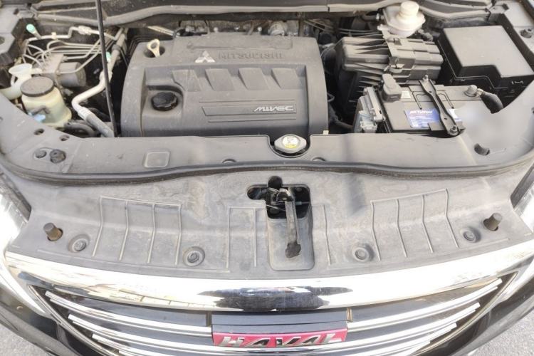 Used Haval H6 2014 Sport Edition 2.4L Automatic Elite Model Engine Bay