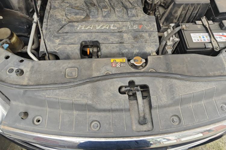 Used Haval H6 2014 Sport Version 1.5T Manual Two-Wheel Drive Elite Edition Engine Bay