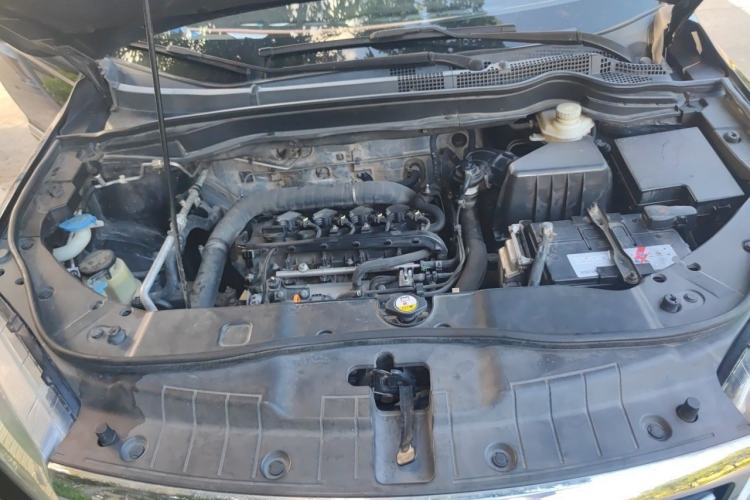 Used Haval H6 2014 Sport Version 1.5T Manual Two-Wheel Drive Elite Edition Engine Bay