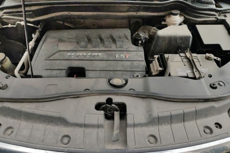 Used Haval H6 2014 Sport Version 1.5T Manual Two-Wheel Drive Elite Edition Engine Bay