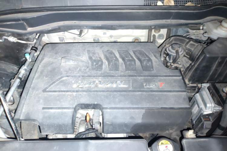 Used Haval H6 2014 Sport Version 1.5T Manual Two-Wheel Drive Elite Edition Engine Bay