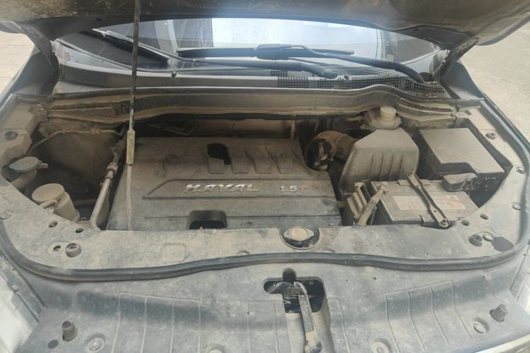 Used Haval H6 2014 Sport Version 1.5T Manual Two-Wheel Drive Elite Edition Engine Bay