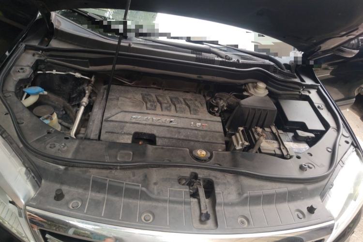 Used Haval H6 2014 Sport Version 1.5T Manual Two-Wheel Drive Elite Edition Engine Bay