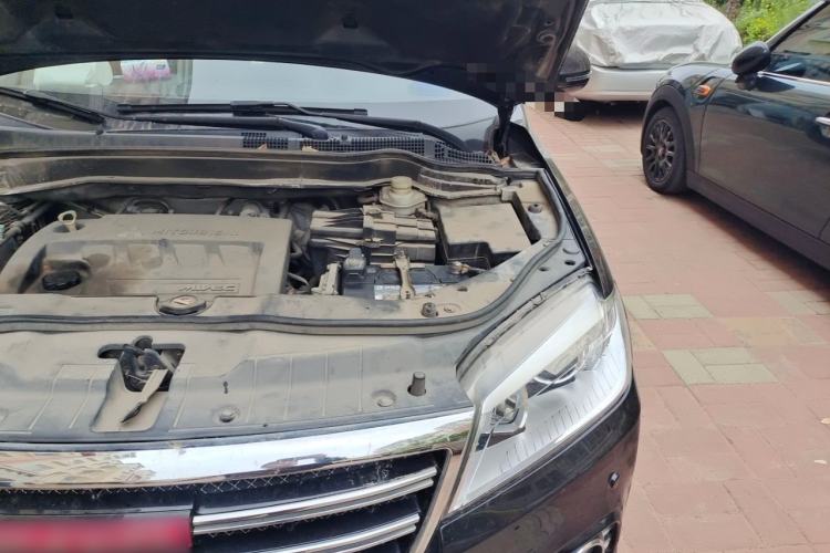 Used Haval H6 2014 Sports Edition 2.4L Automatic Prestige Model Engine Bay Left