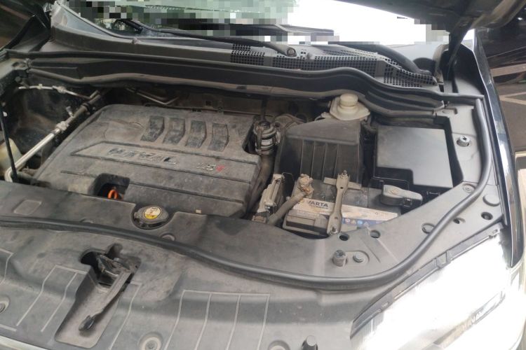 Used Haval H6 2014 Sport Version 1.5T Manual Two-Wheel Drive Elite Edition Engine Bay Left