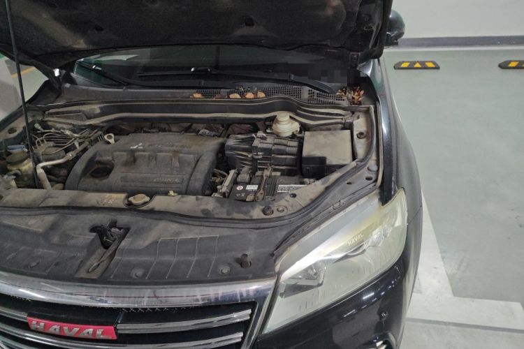 Used Haval H6 2014 Sport Edition 2.4L Automatic Elite Model Engine Bay Left