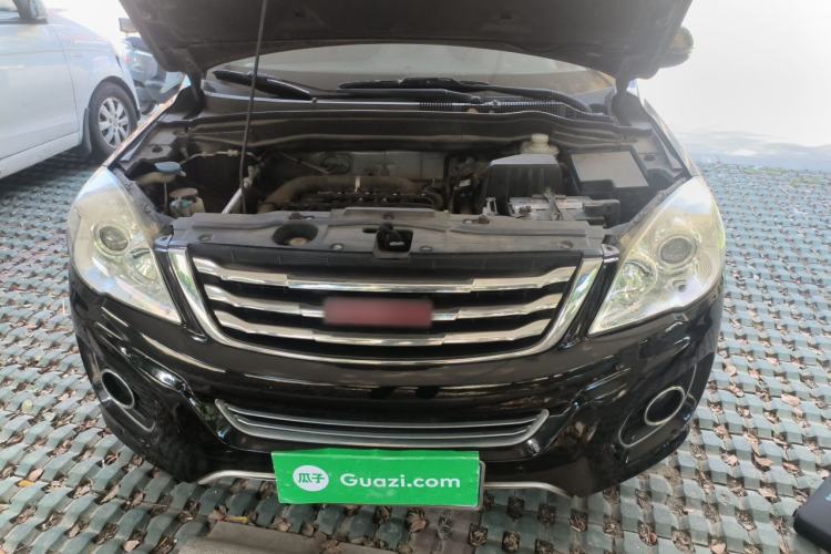 Used Haval H6 2014 Upgraded Model 1.5T Manual Two-Wheel Drive Elite Version Engine Bay