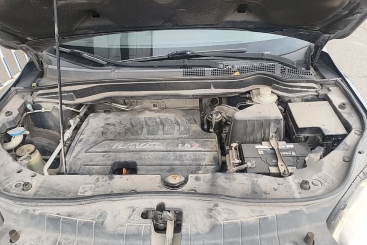 Used Haval H6 2014 Sport Version 1.5T Manual Two-Wheel Drive Elite Edition Engine Bay