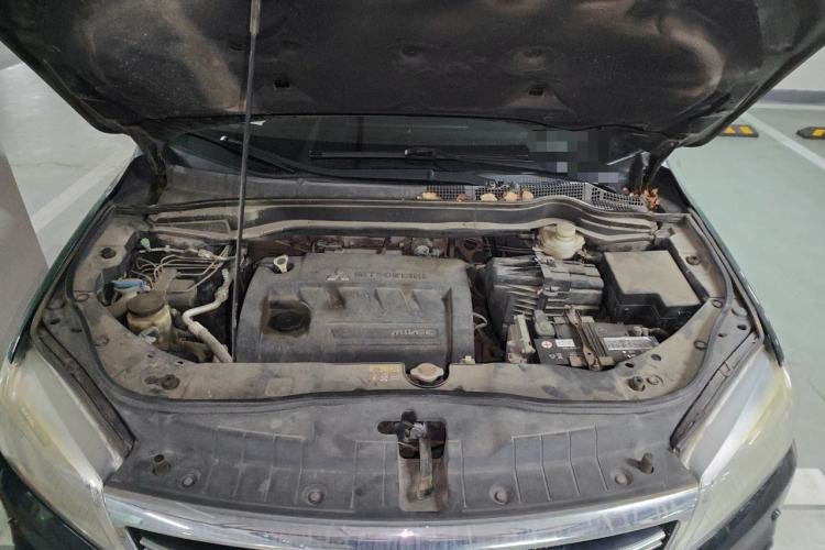 Used Haval H6 2014 Sport Edition 2.4L Automatic Elite Model Engine Bay