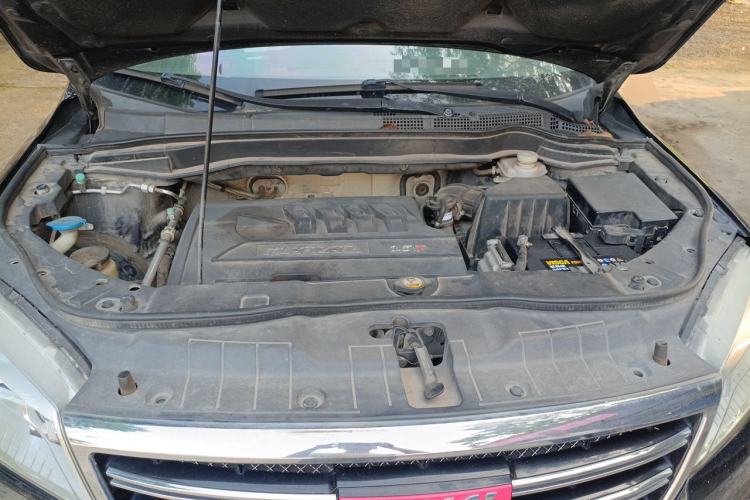 Used Haval H6 2014 Sport Version 1.5T Manual Two-Wheel Drive Elite Edition Engine Bay