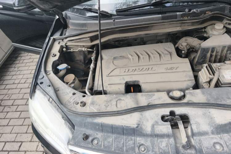 Used Haval H6 2014 Sport Version 1.5T Manual Two-Wheel Drive Elite Edition Engine Bay Right