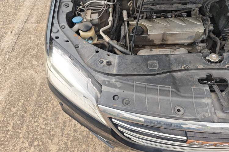 Used Haval H6 2014 Sports Edition 2.4L Automatic Prestige Model Engine Bay Right