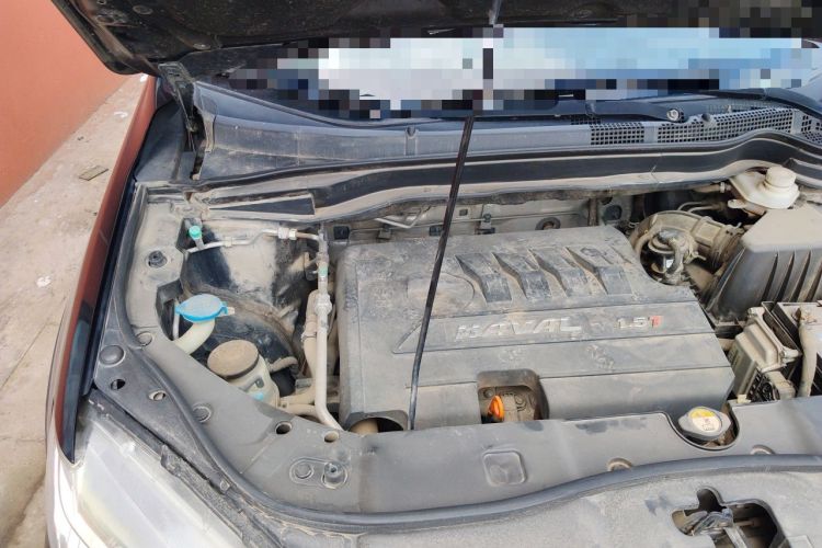 Used Haval H6 2014 Sport Version 1.5T Manual Two-Wheel Drive Elite Edition Engine Bay Right