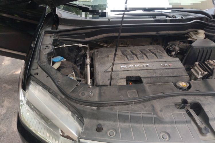 Used Haval H6 2014 Sport Version 1.5T Manual Two-Wheel Drive Elite Edition Engine Bay Right