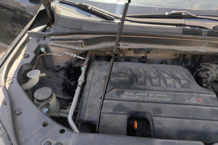 Used Haval H6 2014 Sport Version 1.5T Manual Two-Wheel Drive Elite Edition Engine Bay Right