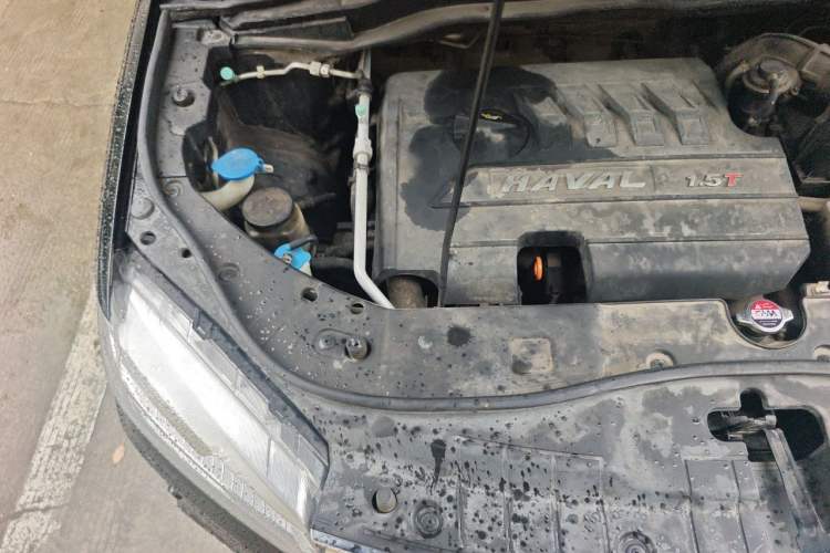 Used Haval H6 2014 Sport Version 1.5T Manual Two-Wheel Drive Elite Edition Engine Bay Right