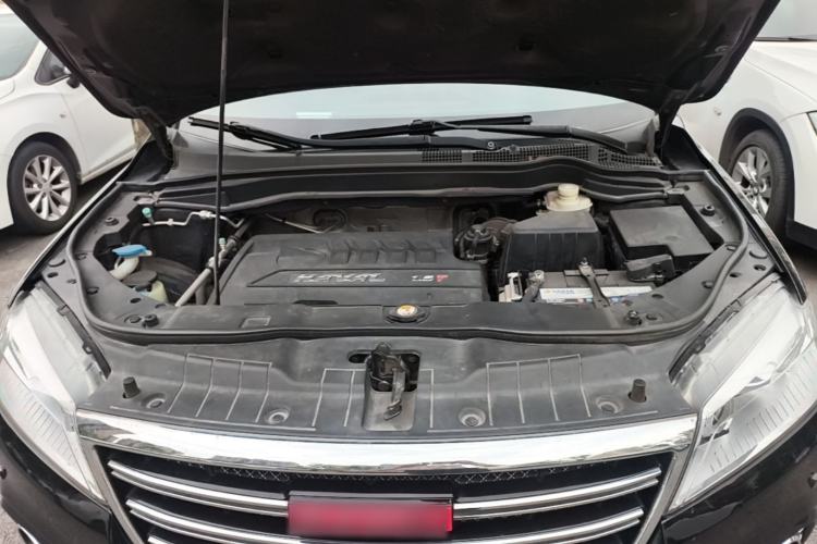 Used Haval H6 2014 Sport Version 1.5T Manual Two-Wheel Drive Elite Edition Engine Bay