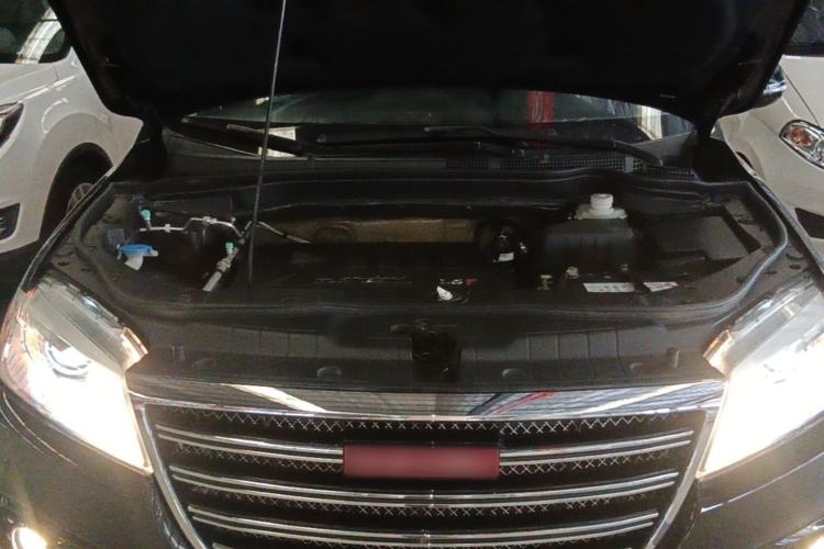 Used Haval H6 2014 Sport Version 1.5T Manual Two-Wheel Drive Elite Edition Engine Bay