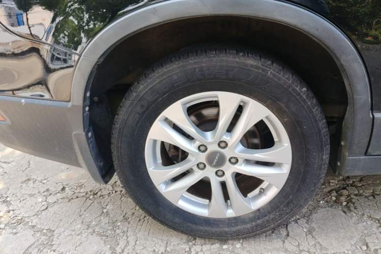 Used Haval H6 2014 Sport Edition 2.4L Automatic Elite Model Exterior 5