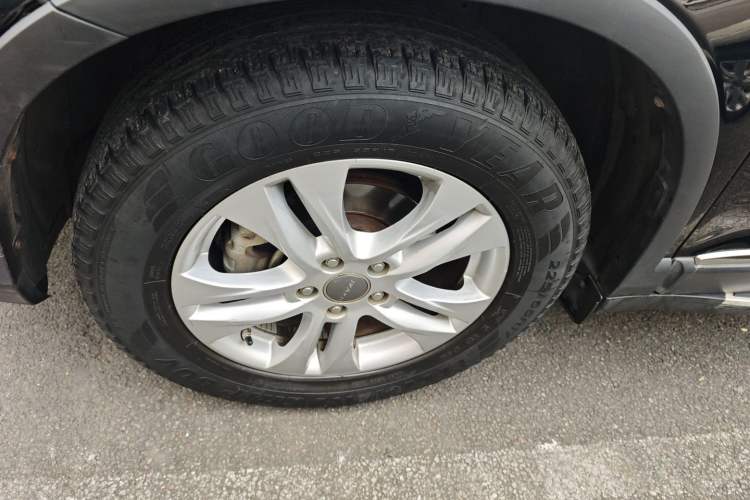 Used Haval H6 2014 Sport Edition 1.5T Manual 4x4 Elite Model Exterior 7