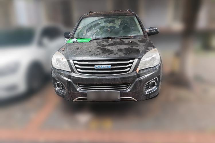Used Haval H6 2014 Upgraded Model 2.0T Diesel Manual Two-Wheel Drive Urban Version Front