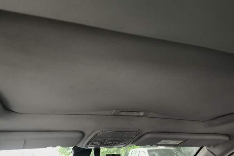 Used Haval H6 2014 Upgraded Model 1.5T Manual Two-Wheel Drive Elite Version Headliner