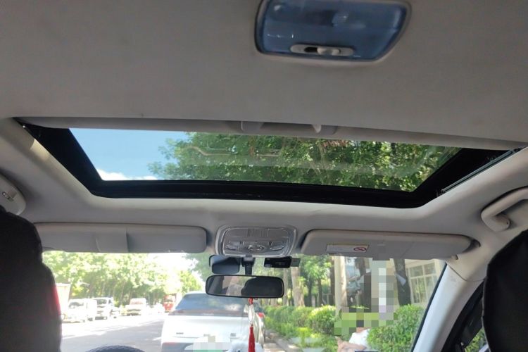 Used Haval H6 2014 Sport Version 1.5T Manual Two-Wheel Drive Elite Edition Headliner
